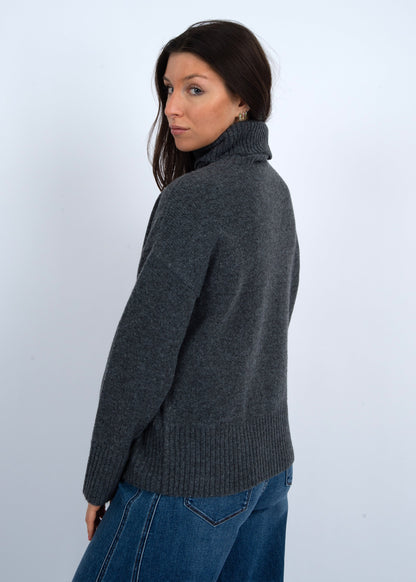 lucelita turtle neck pullover